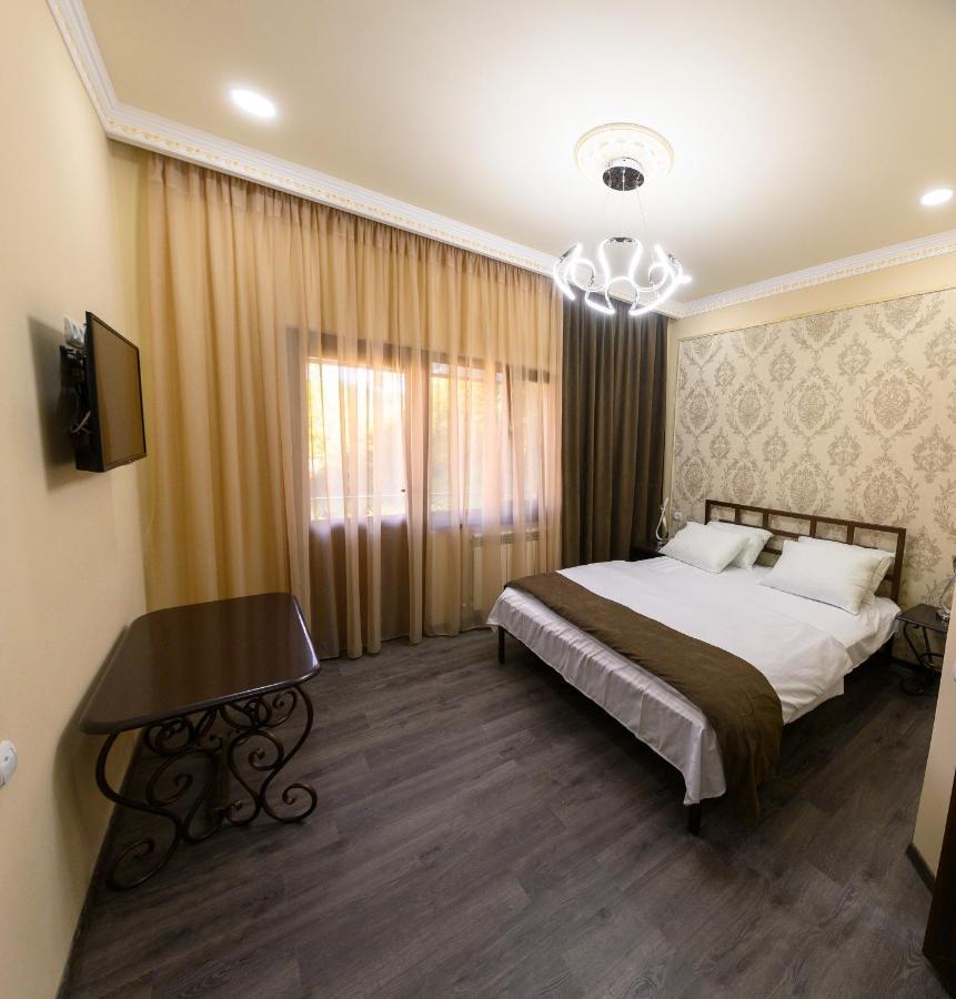 Karnel Hotel Sanain Exterior foto